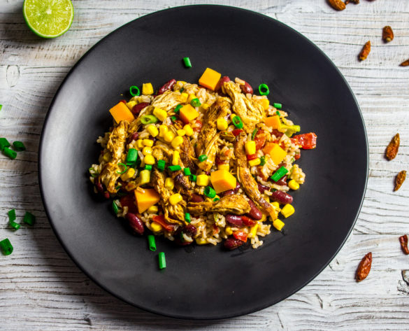 MEXIKANISCHER REISSALAT MIT HÄHNCHEN - Fabian&amp;#39;s Food Factory